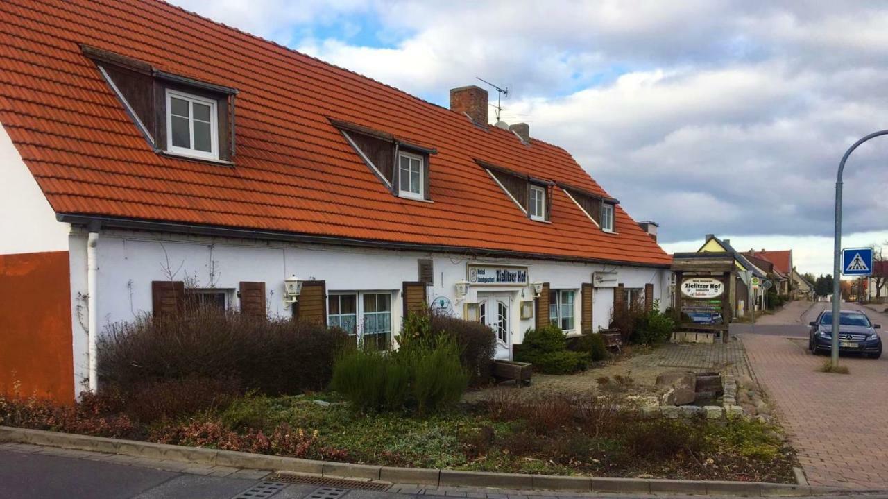 Zielitzer Hof Hotel ภายนอก รูปภาพ